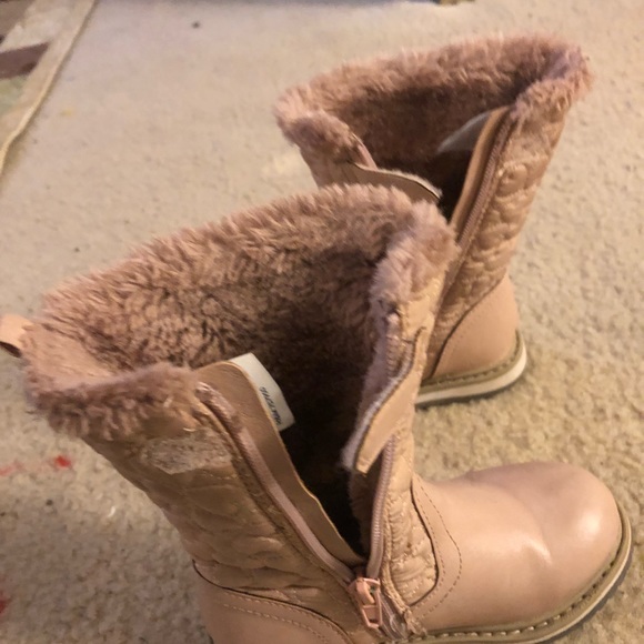 Boots - Picture 5 of 6